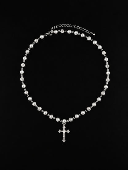 Le Fremét™ Pearl Cross Necklace